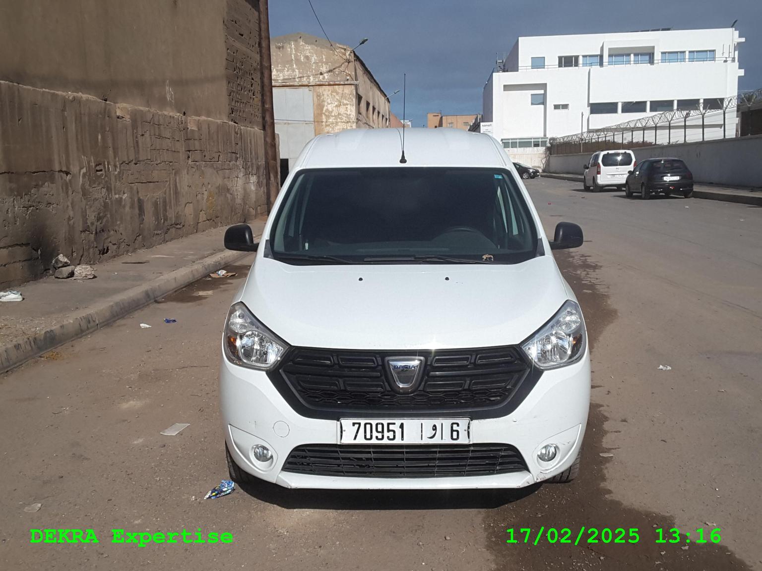 DOKKER VAN E0 1.5 DCI 1PLC